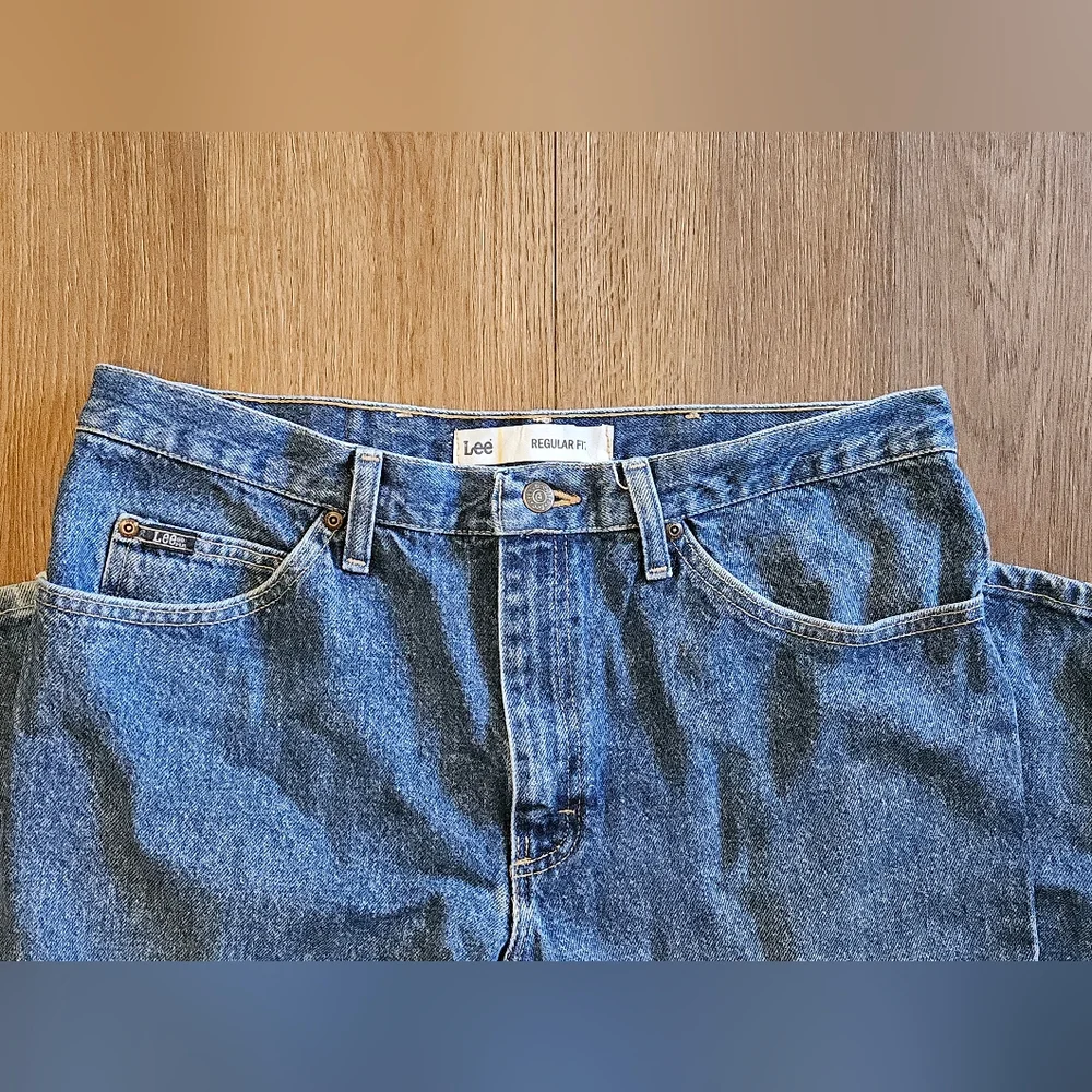 Men's Lee Blue Jeans Regular Fit 36 x 30 100% Cotton  *Have Damage* - Picture 2 of 16
